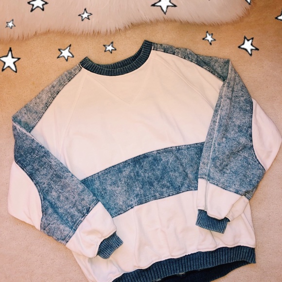 oversized sweatshirt w/denim - Picture 3 of 4